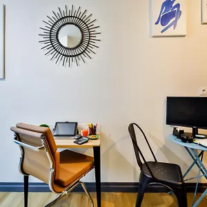 https://apartments-ws-tour-eiffel-nicolo.fr-paris.fr